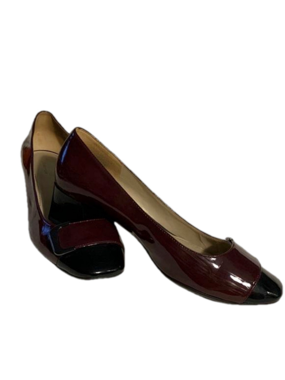 Naturalizer “Xavier” patent leather heels size 9W